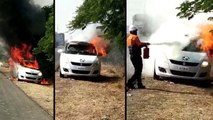 कार में अचानक लगी आग, ऑटो लॉक नहीं खुलने पर जला जिंदा, VIDEO