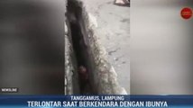 Balita Terperosok dalam Lubang Jalan