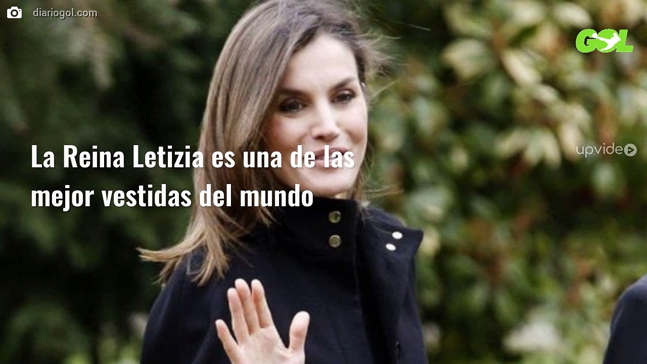 La falda de la Reina Letizia se abre, se le ve eso ¡y pone España del revés!