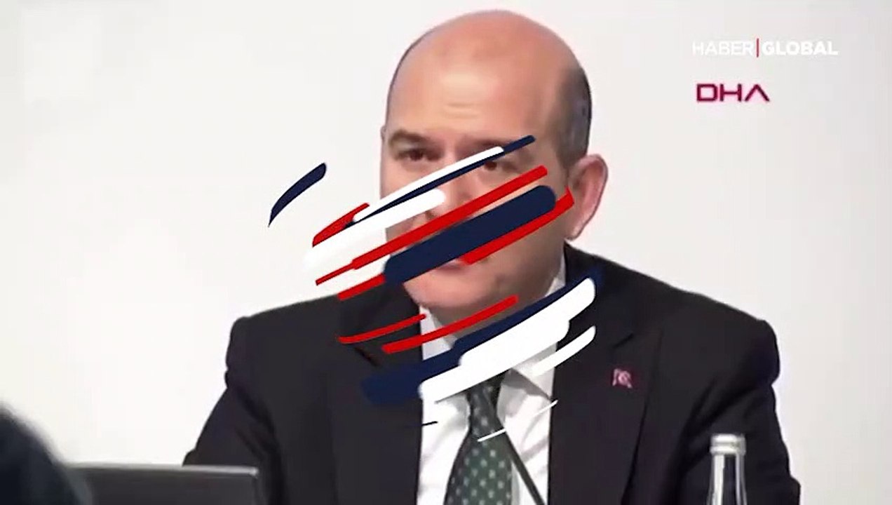 Süleyman Soylu'nun canlı yayında burnu kanadı, yayın kesildi