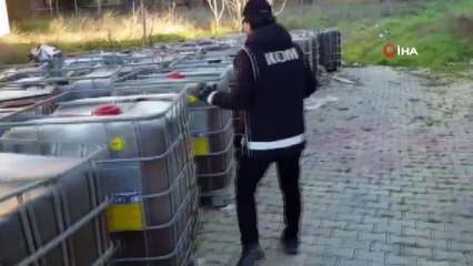 İzmir’de 107 bin 300 litre kaçak akaryakıt ele geçirildi