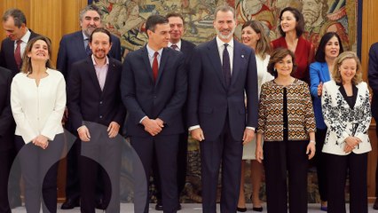 Las ministras y ministros del Gobierno de coalición toman posesión de su cargo