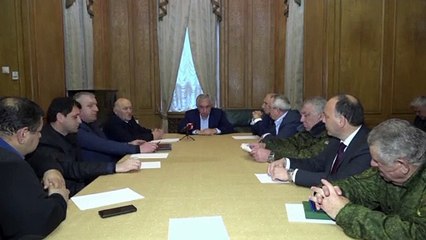 Абхазский парламент отправил президента Рауля Хаджимбу в отставку