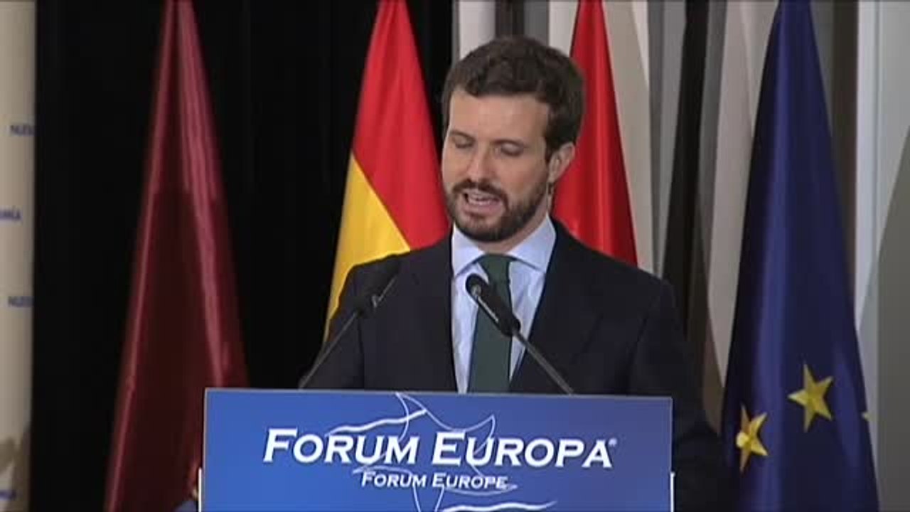 Casado acusa a Sánchez de "atacar la separación de poderes" colocando a Dolores Delgado en la Fiscalía