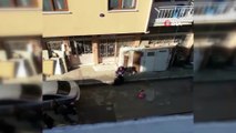 Bursa'da bir şahıs tartıştığı kadını tabancayla rehin aldı