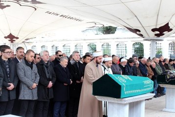 Metin Şentürk'ün babası son yolculuğuna uğurlandı