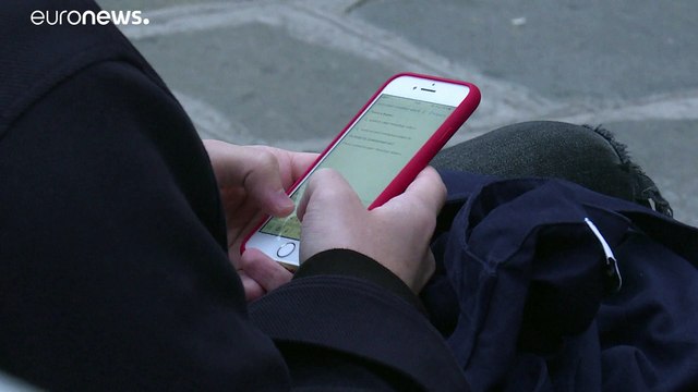 За единую зарядку для мобильников