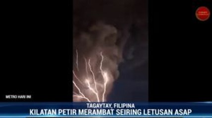 Rekaman Petir Keluar dari Kawah Gunung Taal