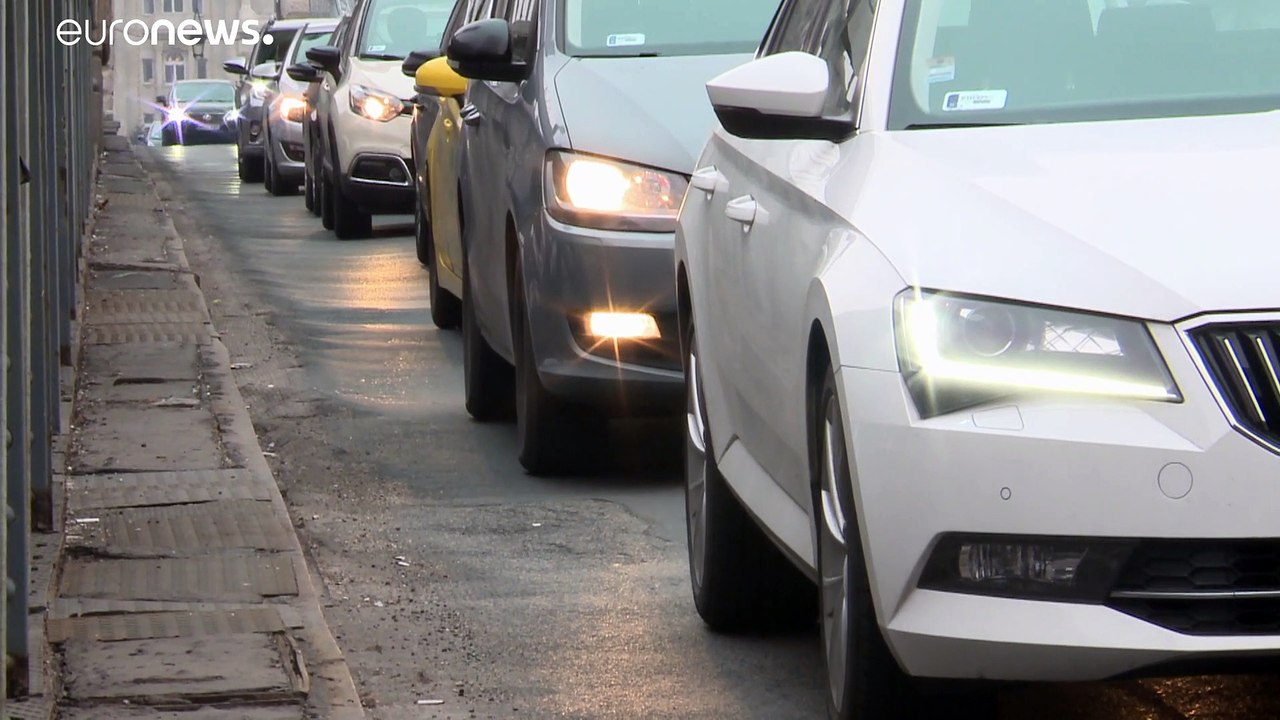 Dicke Luft in Budapest : Stadt unter grauer Schmutzwolke