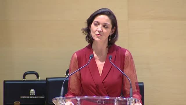 Reyes Maroto toma posesión de su cartera de ministra de Industria, Comercio y Turismo