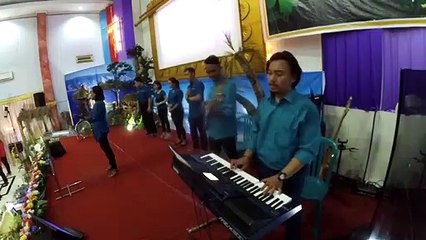 Lagu rohani  LAYAK DI PUJI DI SEMBAH MEDLEY KU NYANYI HOSANA