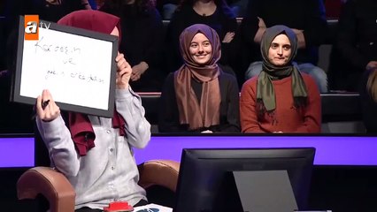 Milyoner yarışmasına katılan ilk konuşma engelli yarışmacı ve yüzleri gülümseten samimiyeti