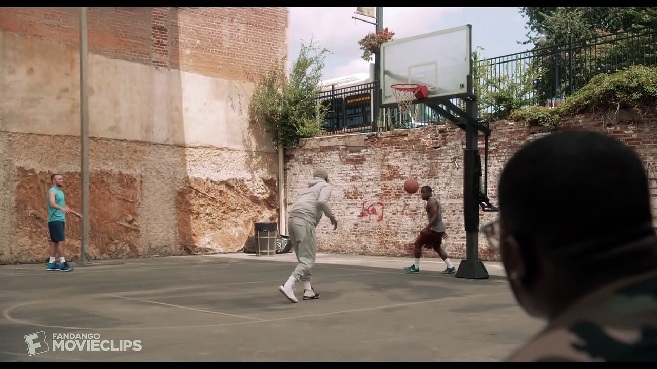 uncle_drew_2018_hold_my_nuts_scene