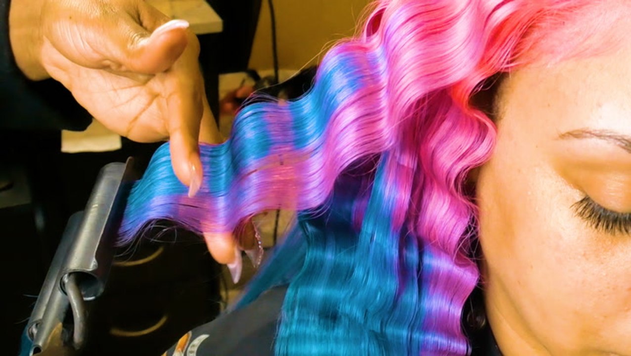 A Louisiana-based hairstylist is a deep-waves expert