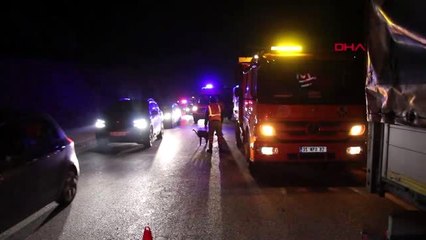 Manisa tır'lar çarpıştı, ulaşım 2 saat kontrollü olarak sağlandı