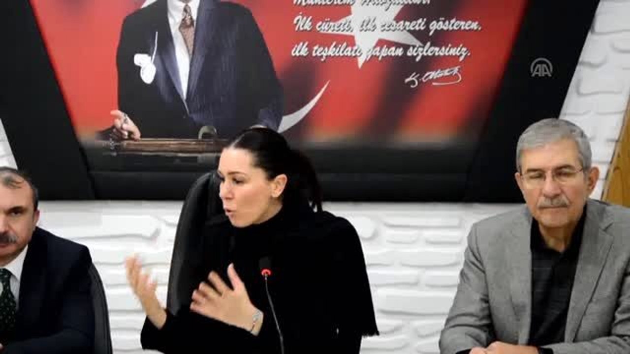 AK Parti Genel Başkan Yardımcısı Karaaslan, belediye başkanları ile buluştu