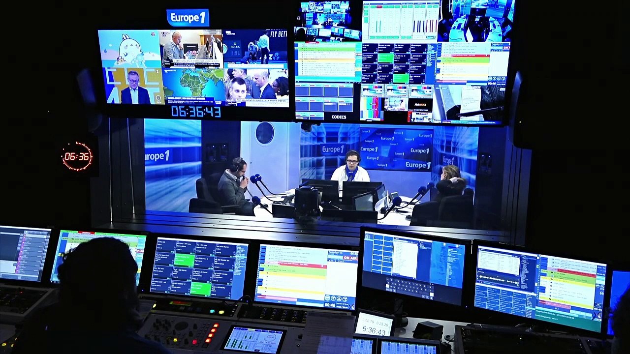 "Je ne peux pas me taire": le pape Benoît XVI attaque son successeur François dans un livre