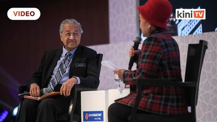 Sebenarnya saya mahu jadi seorang peguam - Dr M