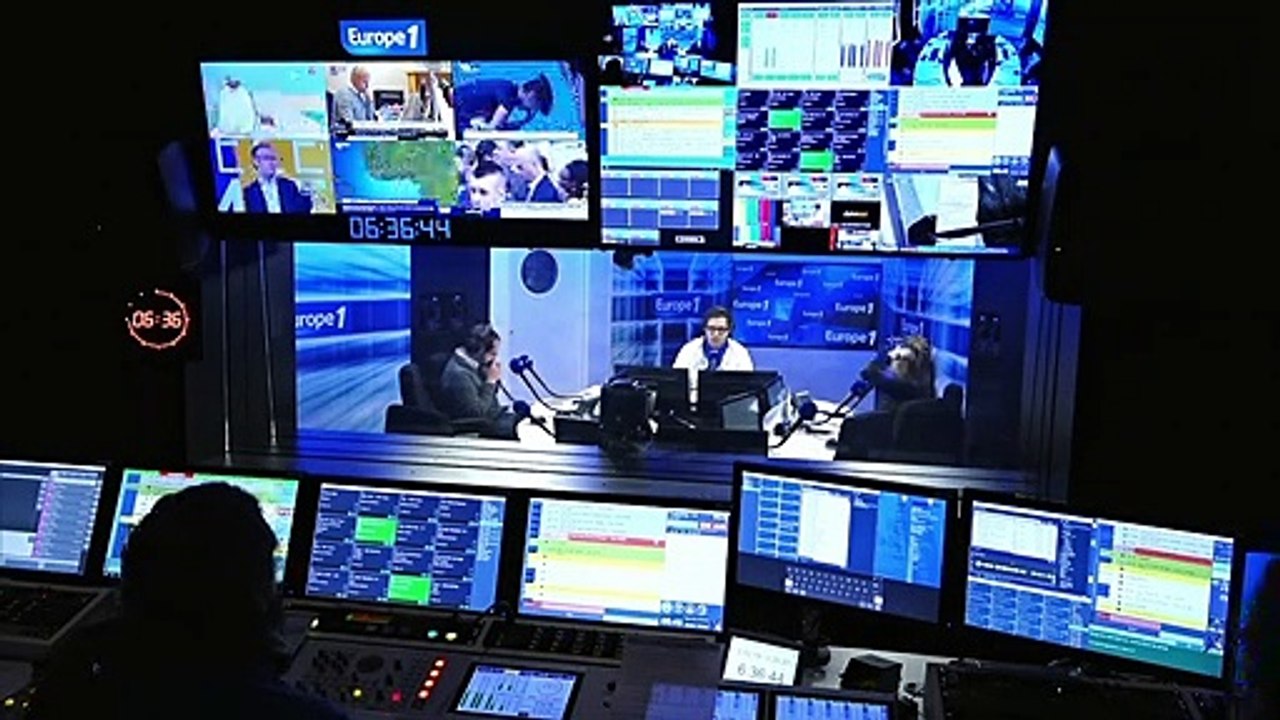 "Je ne peux pas me taire": le pape Benoît XVI attaque son successeur François dans un livre