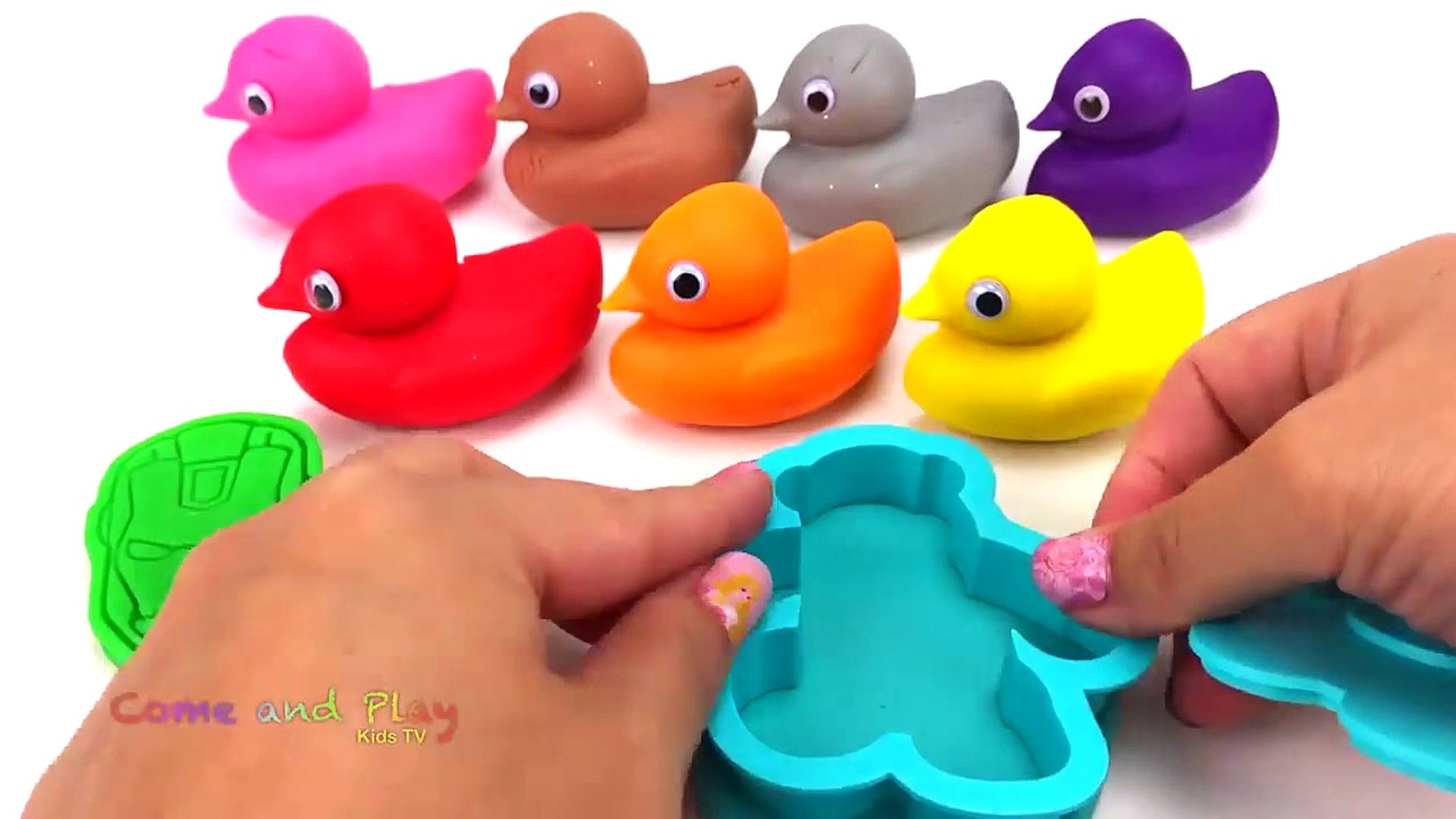 Learn Colors with fun Cartoon Character Play-Doh Molds! 