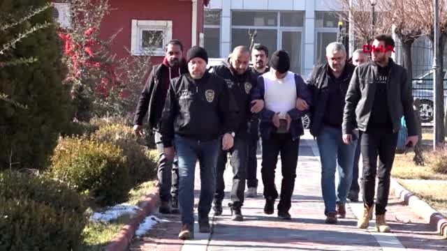 Isparta'da, ablası ile uzman çavuş eniştesini öldüren polis adliyede
