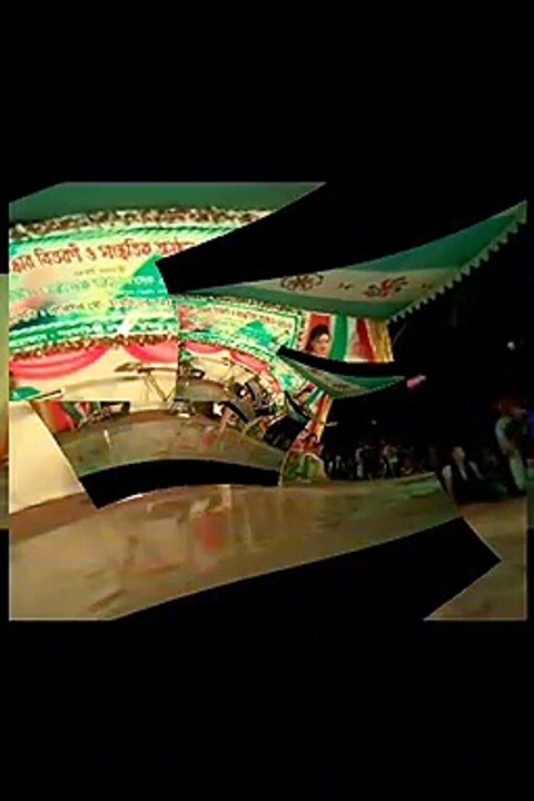 ঝড় তোলা ড্যান্স
