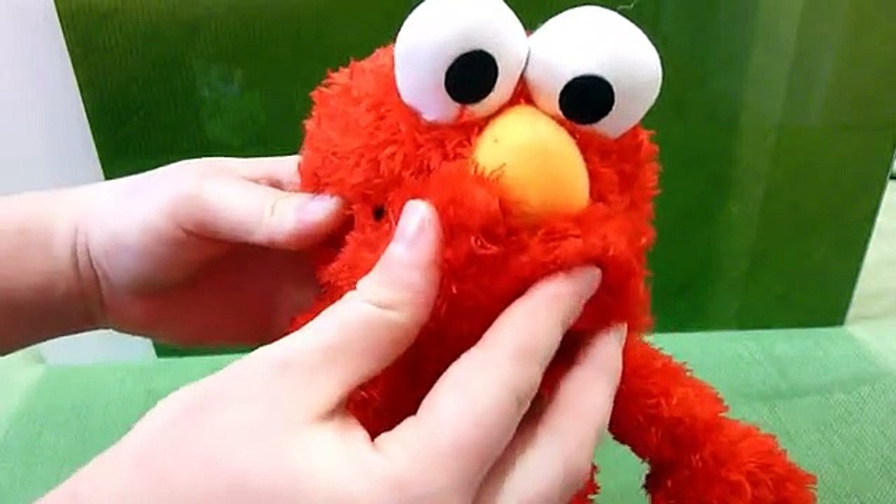 Fisher Price Sesame Street Many Kisses Elmo Review - Talking and Kissing  Elmo - video Dailymotion