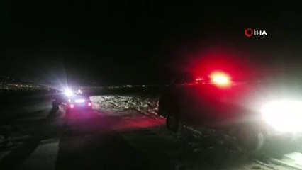 Kar ve tipide mahsur kalan araçlar macera offroad ekibi tarafından kurtarıldı