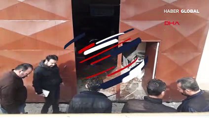 Tarsus'ta devlet hastanesi onarımında patlama: Yaralılar var!