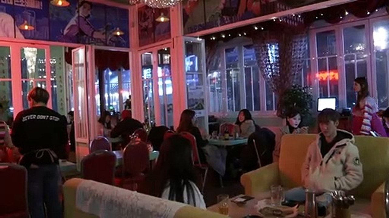 'Pjöngjang-Bar' in Seoul amüsiert Besucher