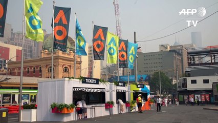 دخان الحرائق يخيم على بطولة أستراليا المفتوحة