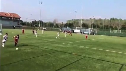 Cristiano Ronaldo'nun oğlu Cristiano Jr, babasının izinden gitmeye devam ediyor.