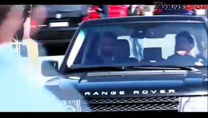 Arda Turan İspanyol taraftarın ne istediğini anlamayınca...