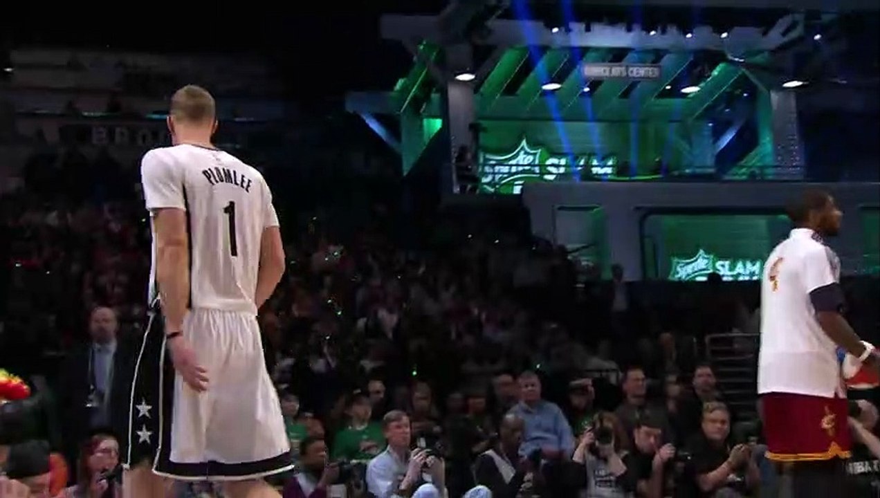 2015 Smaç Yarışması: Mason Plumlee ters bastı