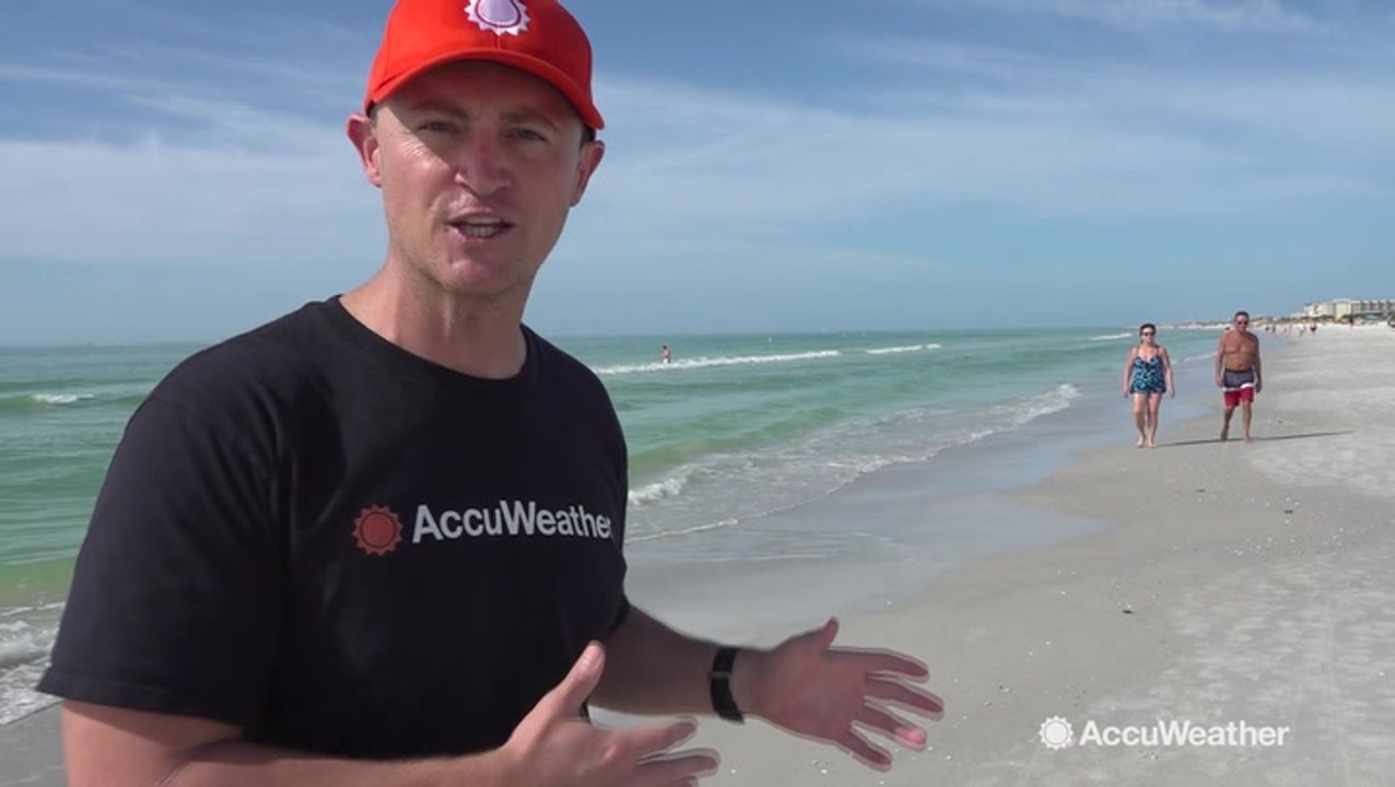 Record warmth welcomed by visitors in Florida