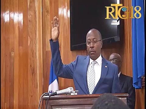 Parlement Haïtien.- Le sénateur du Sud Pierre François Sildor est élu Président du Sénat