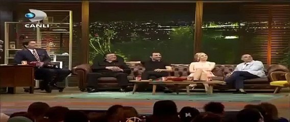 Vücüt Yılmaz Vural, kafa Aykut Kocaman! Komedi...