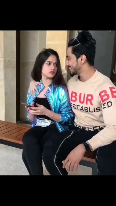 New TikTok Video 2020 _ Mr Faisu v_s Jannat zubair _ Letest video _ Tech Masala ( 720 X 720 )