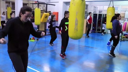 Yıldız Kız Boks takımı