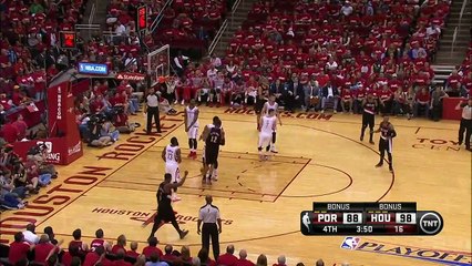Kariyerinin ilk playoff maçında 31 sayı attı!