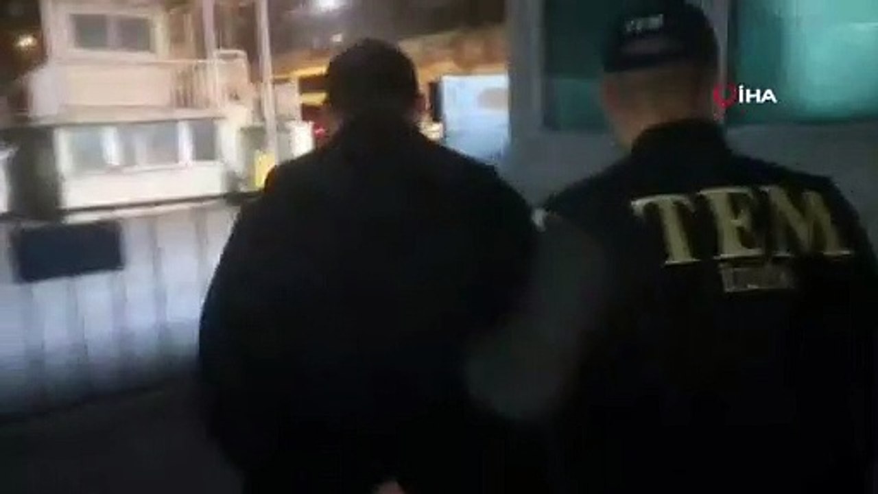 İzmir merkezli FETÖ operasyonu: 176 yakalama kararı