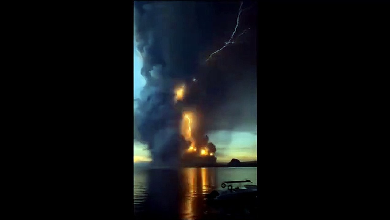 Les images saisissantes du volcan Taal qui forme des éclairs lors de son éruption