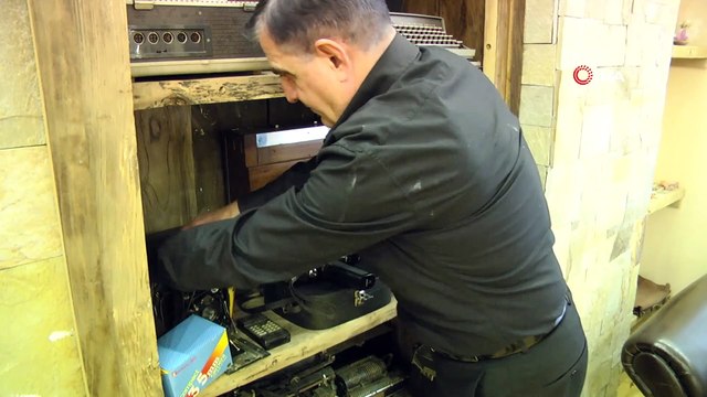 Antika tutkusu nedeniyle evini müzeye çevirdi