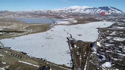 Ulaş Gölü buz tuttu