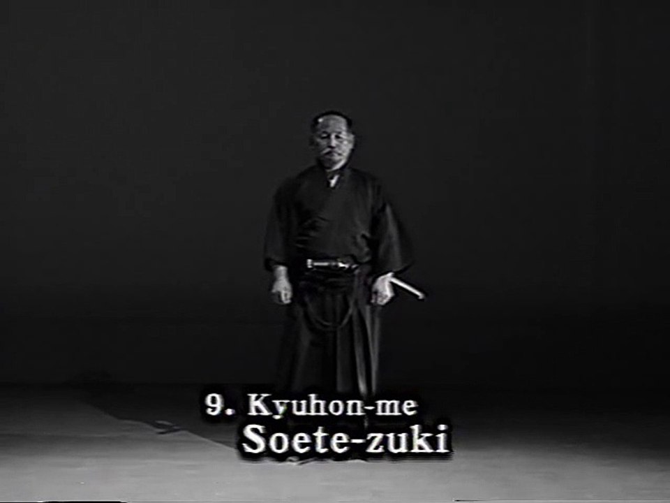 Iaido Kata Seitei 09 Kyuhon-me - Soete-zuki