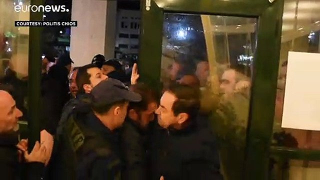 Жители Эгейских островов возмущены ситуацией с мигрантами