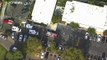 Los Angeles: aereo in emergenza scarica carburante su una scuola