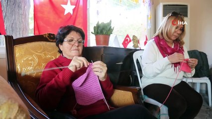 Kimsesiz çocuklar için atkı ve bere ördüler