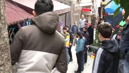 Avcılar’da bıçaklı kavga: 1’i ağır 2 yaralı