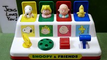 Peanuts Toys- Snoopy and Friends Pop Up Pals Toy with Woodstock, Charlie Brown and Sally-
